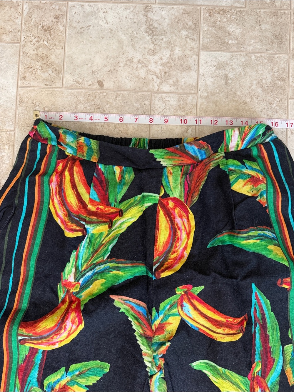 FARM Rio Black Wide Leg Pants & Halter Set with Multicolor Banana & Leaf Print - Picture 9 of 10